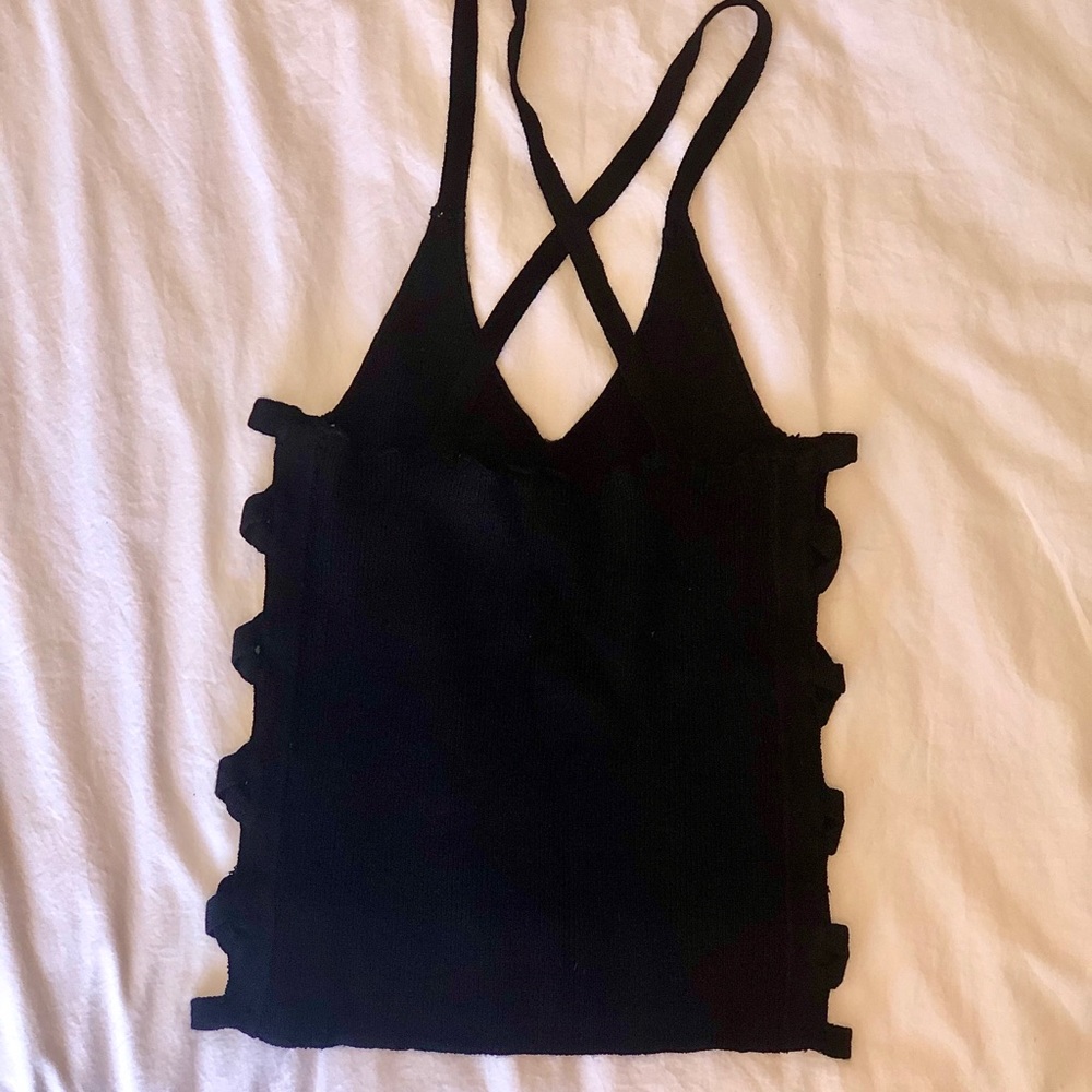Poof V-Neck Ribbed Tank - Picture 4 of 5